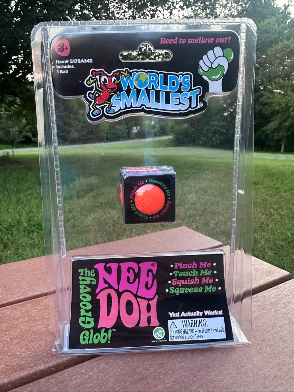 New World's Smallest NeeDoh Groovy Glob Squish Toy - rare and very hard to find!